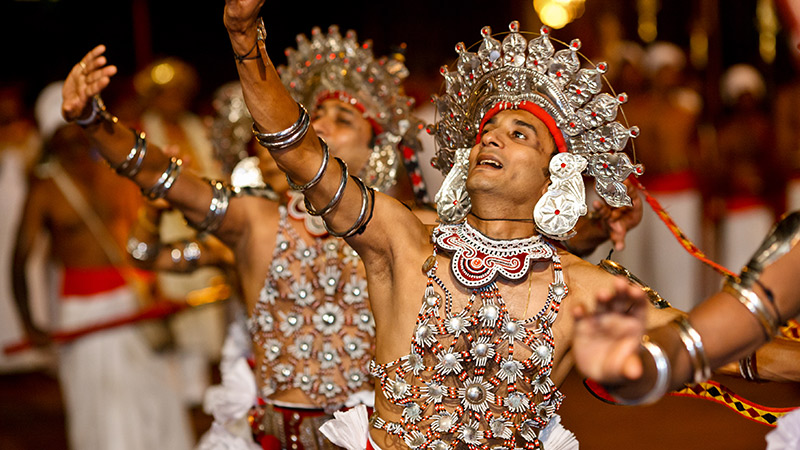 Kandy Lake Club - Cultural Dance Show