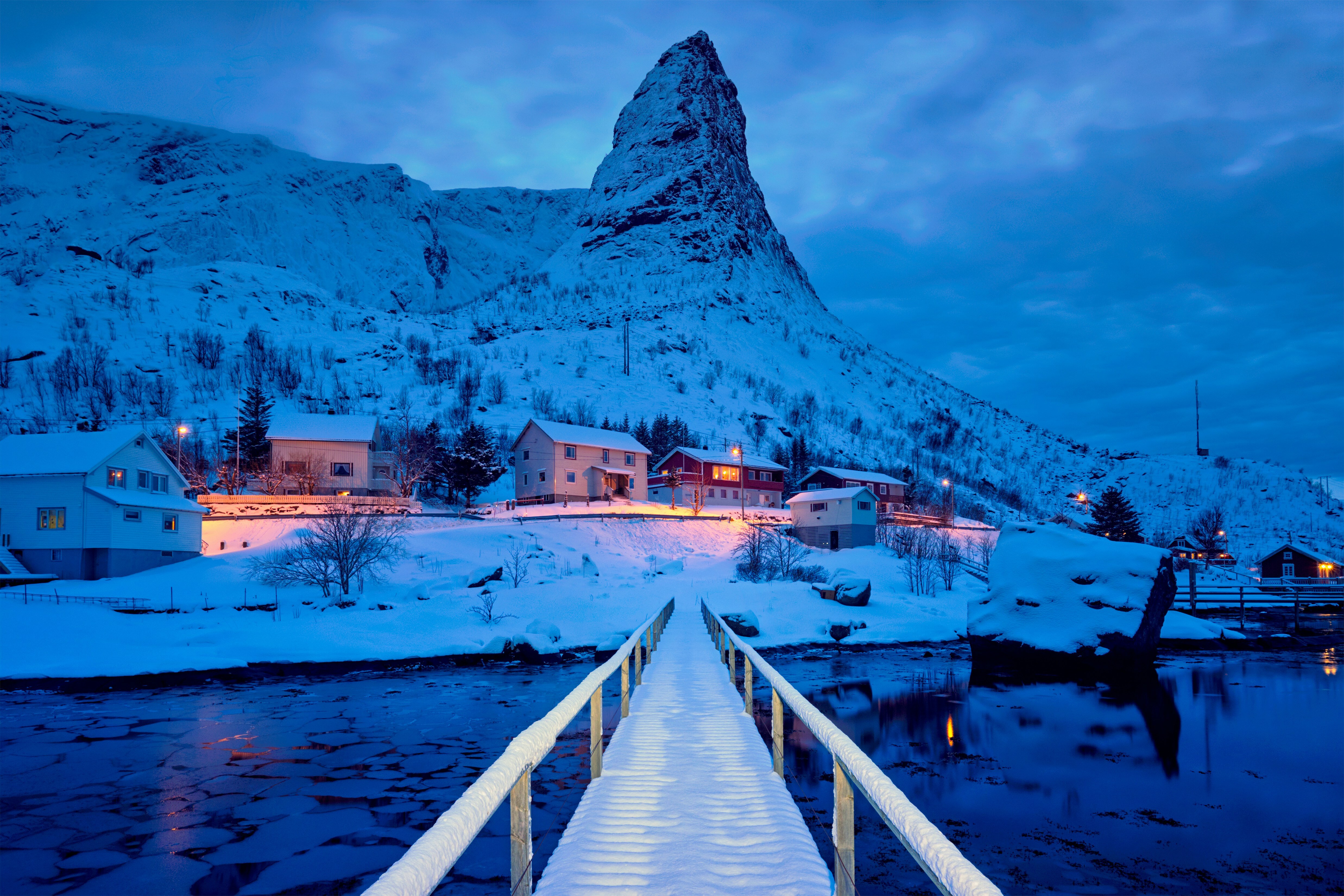 Europe Finland Tour Packages Itineraries | Northern Lights Adventure In Finland | Touron | Touron Holidays | Best Travel Agency