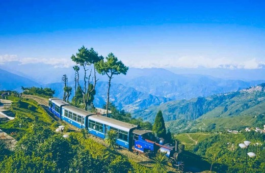 Majestic Hills: Exploring Darjeeling & Gangtok