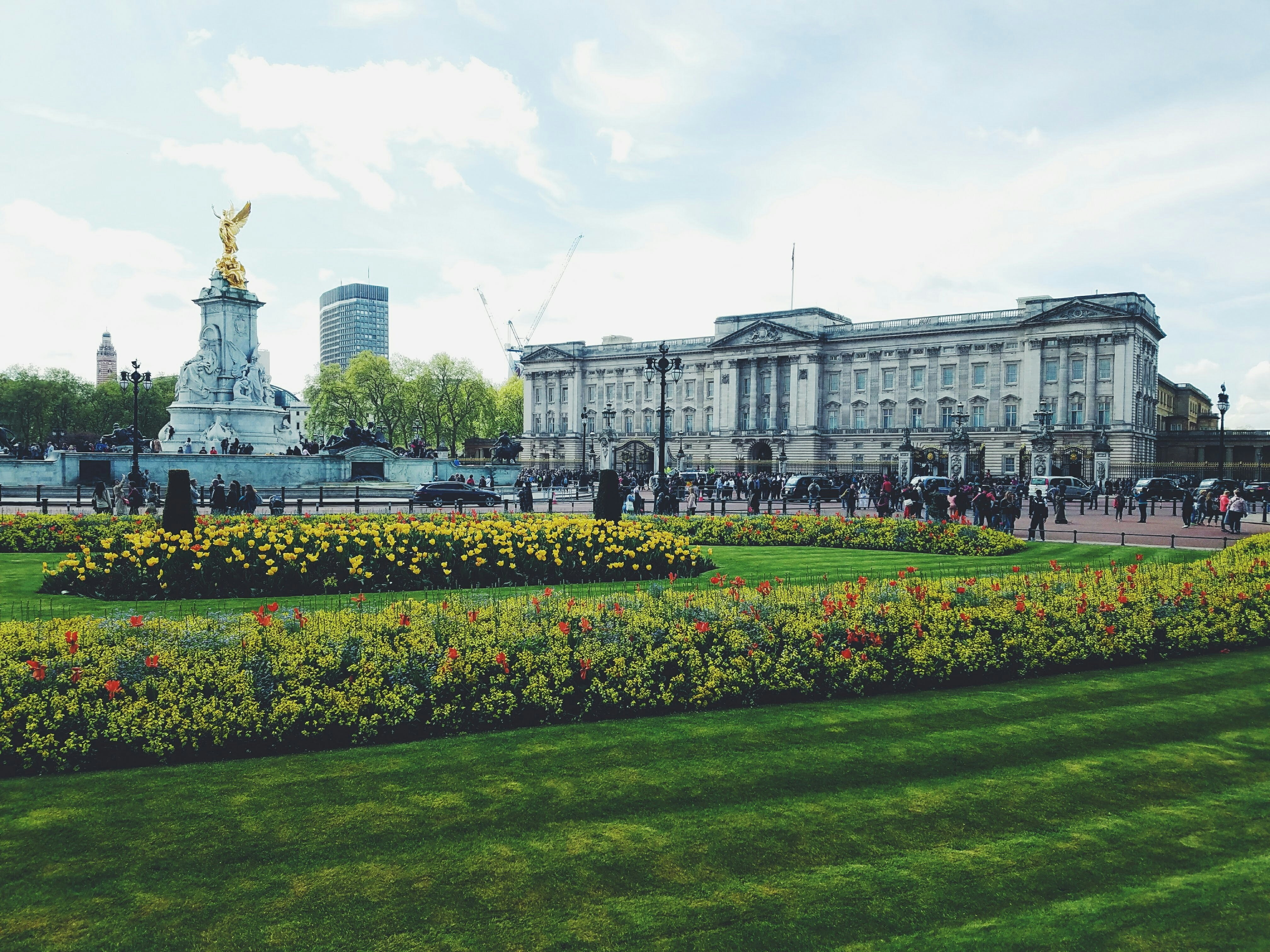 Europe United Kingdom Tour Packages Itineraries | The Ultimate London Experience Free Thames Cruise | Touron | Touron Holidays | Best Travel Agency