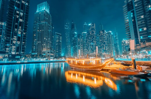 Dazzling Dubai: Desert Dreams & City Gleams in 5 Days