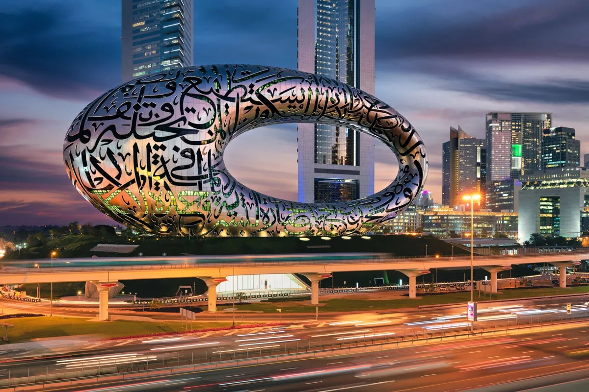 Middleeast United Arab Emirates Tour Packages Itineraries | The Dubai Elite | Touron | Touron Holidays | Best Travel Agency