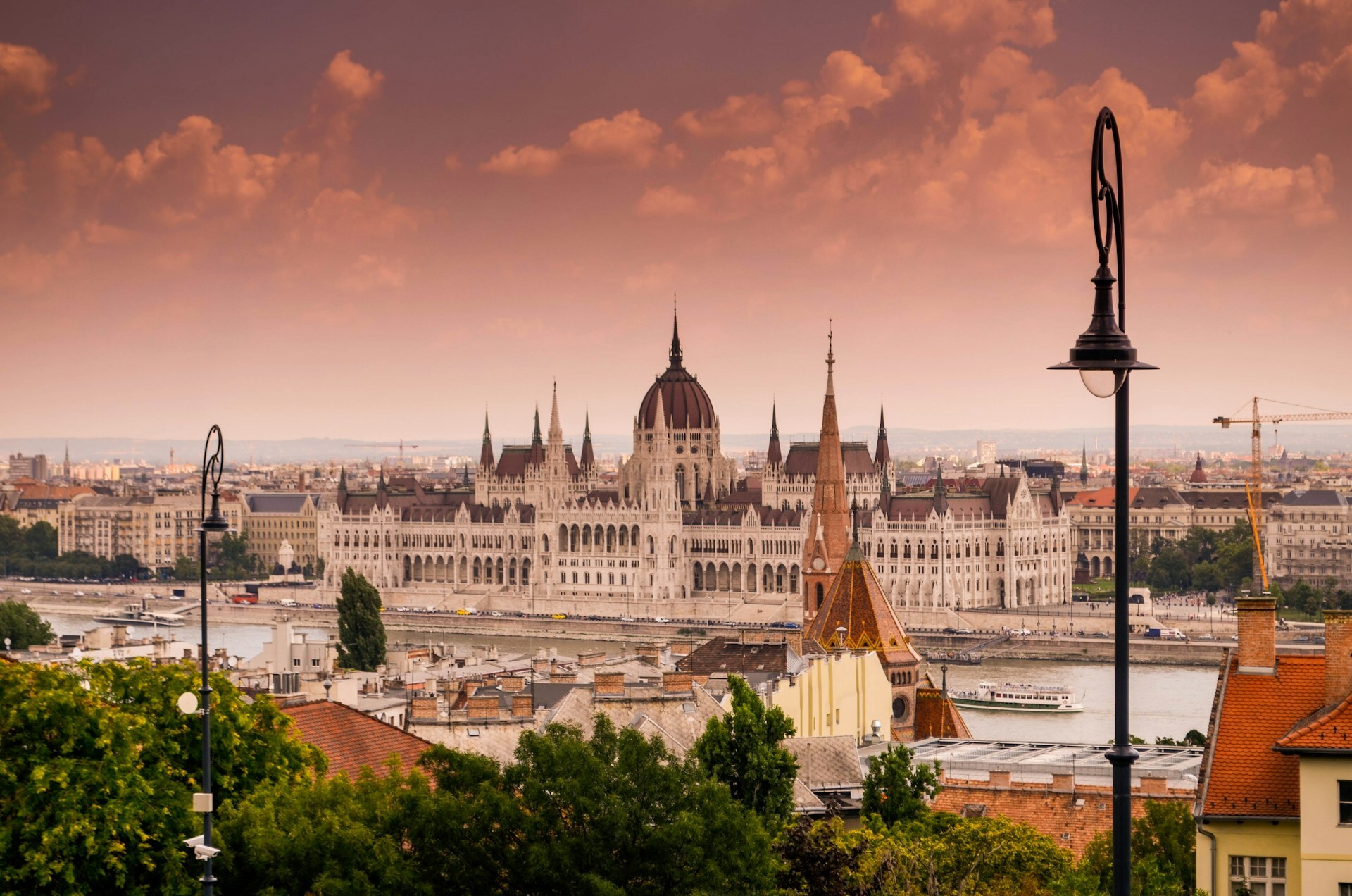 France, Netherlands, Czech Republic, Hungary tour packages