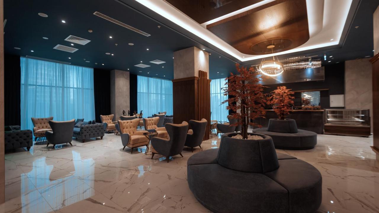 Midtown Hotel