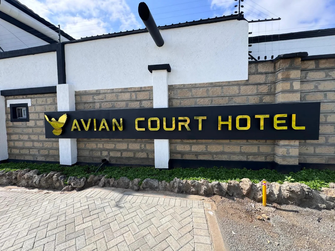 Avian Court Hotel