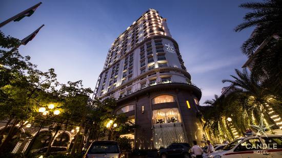 Super Hotel Candle