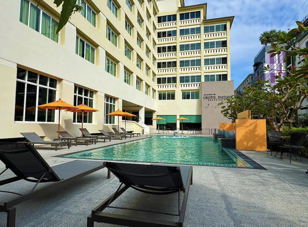 Crown Pattaya Beach Hotel